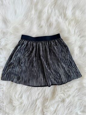 Kids Metallic Pleated Skirt - Black/Silver